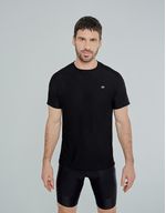 REMERA-COLPES-00CWKH030004-_-CICLISTA-DISPLAY-00CWKH150001-negro-01