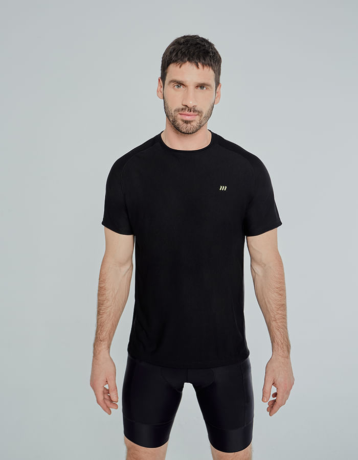 REMERA-COLPES-00CWKH030004-_-CICLISTA-DISPLAY-00CWKH150001-negro-01