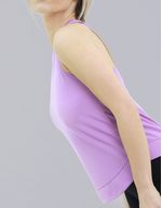 MUSCULOSA-SUPER-CURVY-lila-01