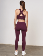 00CWKM180004-LEGGING-PRESSURE_purpura-03