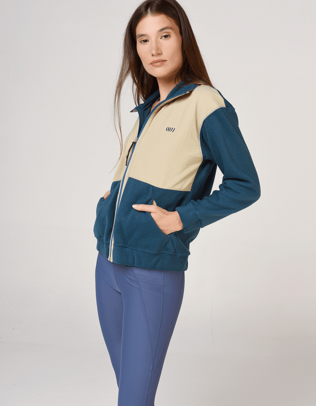 CAMPERA-ERINGI-Azul-petroleo