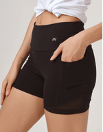 SHORT-CORRIENTE-negro