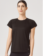 REMERA-CURVED-Negro