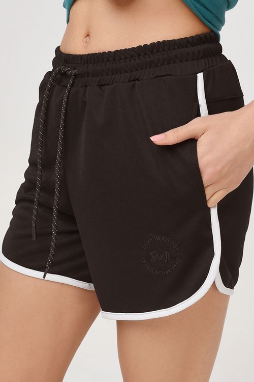 Short Movimiento