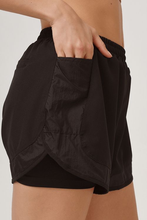 Short Con Calza Brisa