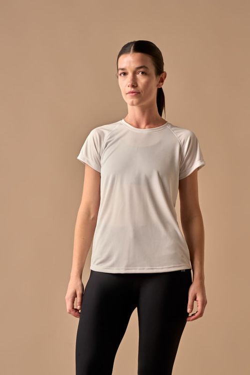 Remera Curved