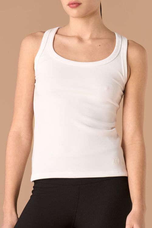 Musculosa Basica On