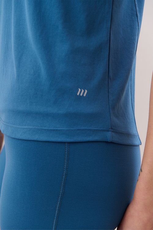 Remera Curved