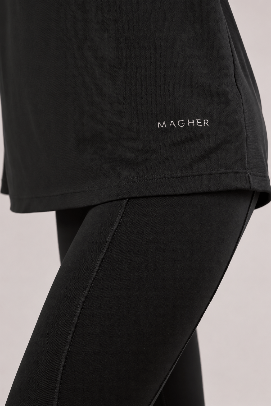 Musculosa-Ember-2-Negro